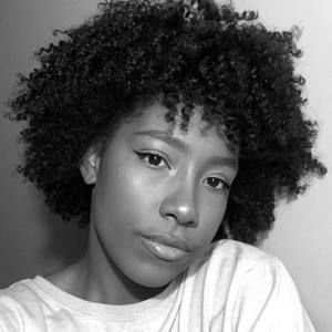 Meet your Posher, Alia